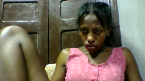 edwige770943 online show from 05-11-26, 02:45