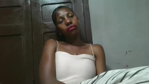 edwige770943 online show from 05-20-26, 05:35
