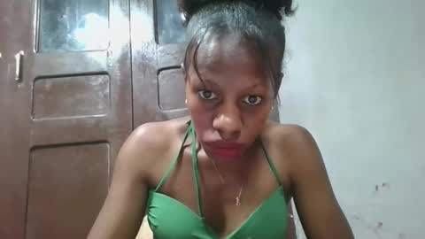 edwige770943 online show from 05-23-26, 08:40