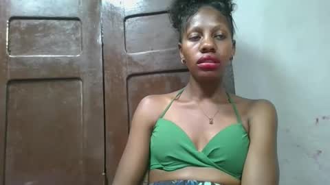edwige770943 online show from 05-28-26, 07:44