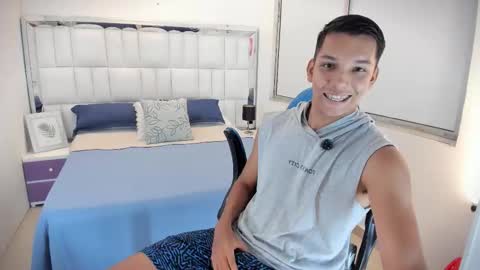 Snapshot of edwin_blaz chatting on 10-08-25, 02:53 edwin blaz. online show from 10-08-25, 02:53