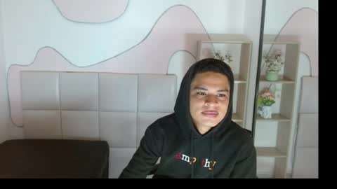 EdyLucianni online show from 07-17-26, 11:50