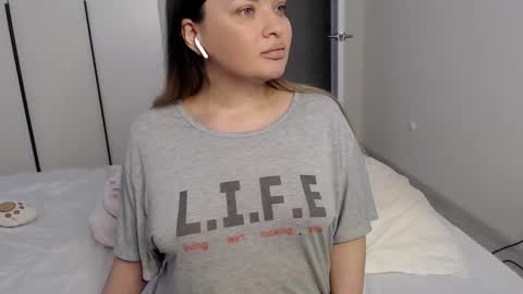 eelena4kiss online show from 02-16-25, 07:49