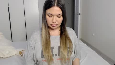 eelena4kiss online show from 02-23-25, 04:46