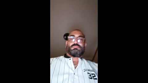 Snapshot of eemmee708927 chatting on 11-04-25, 08:19 eemmee708927 online show from 11-04-25, 08:19