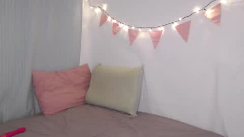 effa__laska online show from 12-20-25, 06:59