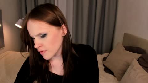 Effie Mur online show from 04-10-26, 12:16