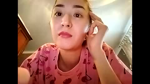 Effy online show from 02-26-25, 12:14