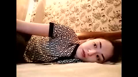 Effy online show from 11-25-25, 04:29