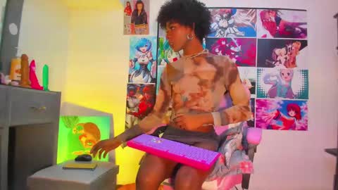 Snapshot of effy_marinn chatting on 02-12-25, 02:45 effy_marinn online show from 02-12-25, 02:45