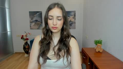 Snapshot of effy_royse chatting on 05-22-26, 05:47 Effy Royse online show from 05-22-26, 05:47