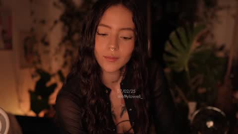 Snapshot of effylowell_ chatting on 02-08-25, 12:28 Effy online show from 02-08-25, 12:28