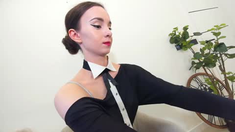 Erik and Alice online show from 02-02-25, 03:10