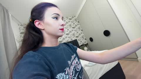 Erik and Alice online show from 03-04-25, 02:38