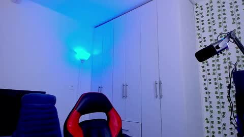 eiden_allenx1 online show from 02-08-25, 06:43