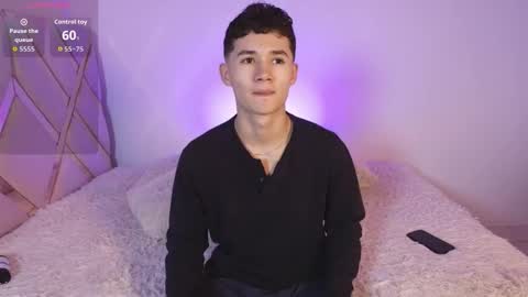 Snapshot of eiden_blake chatting on 01-18-26, 11:30 Eiden Blake online show from 01-18-26, 11:30