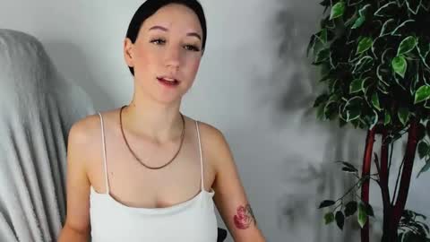 Snapshot of eileenmoores chatting on 09-20-25, 06:36 eileenmoores online show from 09-20-25, 06:36