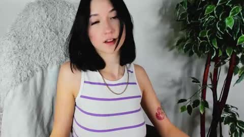 Snapshot of eileenmoores chatting on 09-25-25, 03:38 eileenmoores online show from 09-25-25, 03:38