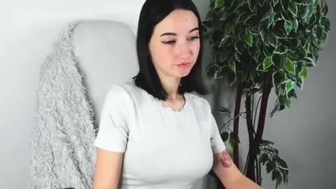 Snapshot of eileenmoores chatting on 11-01-25, 04:20 eileenmoores online show from 11-01-25, 04:20