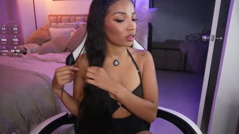 eimi   online show from 11-03-25, 10:32