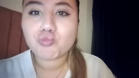 EIMY   MODEL INDEPENDENT online show from 02-16-26, 02:29