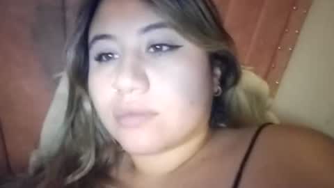 EIMY   MODEL INDEPENDENT online show from 04-15-26, 07:59