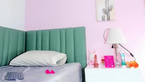 Eimy online show from 10-22-25, 08:30