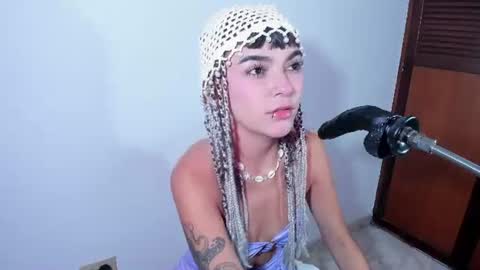 eimy_salome15 online show from 08-09-26, 07:52