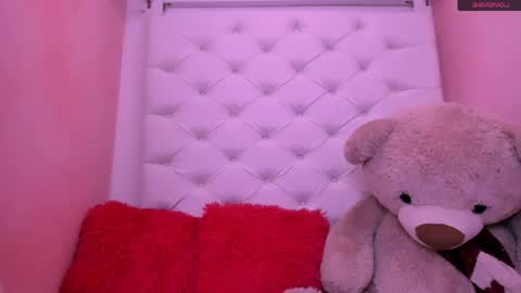 eimy online show from 04-10-26, 02:00