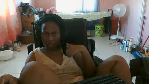 Eirondra Valeen online show from 10-16-25, 11:55