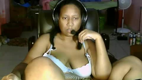 Eirondra Valeen online show from 03-16-26, 01:22