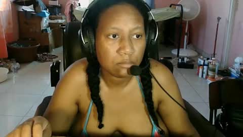 Eirondra Valeen online show from 03-18-26, 01:14