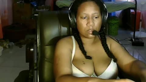 Eirondra Valeen online show from 03-31-26, 01:18