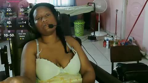 Snapshot of eirondra_valeen chatting on 05-24-26, 03:28 Eirondra Valeen online show from 05-24-26, 03:28