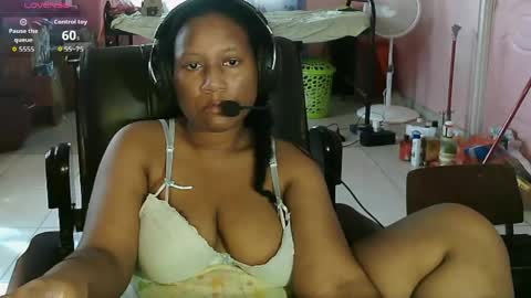 Snapshot of eirondra_valeen chatting on 05-26-26, 06:15 Eirondra Valeen online show from 05-26-26, 06:15