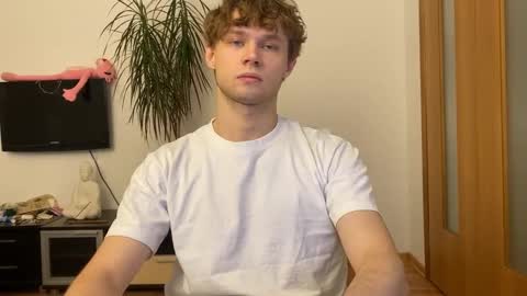 Eitan online show from 01-31-25, 05:32