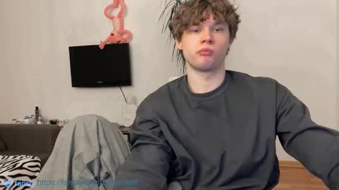 Eitan online show from 03-08-25, 02:19