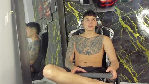 Eithan online show from 04-09-26, 01:16