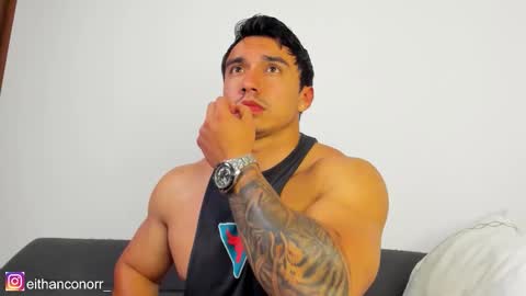 Snapshot of eithanconor1 chatting on 12-23-25, 02:31 EITHAN CONOR online show from 12-23-25, 02:31