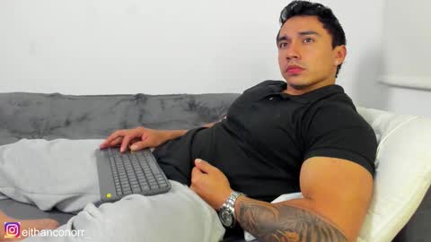 Snapshot of eithanconor1 chatting on 02-04-26, 02:50 EITHAN CONOR online show from 02-04-26, 02:50