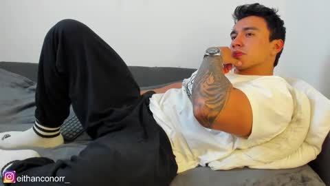 Snapshot of eithanconor1 chatting on 02-20-26, 02:30 EITHAN CONOR online show from 02-20-26, 02:30