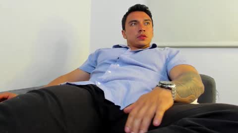 Snapshot of eithanconor1 chatting on 03-27-26, 04:07 EITHAN CONOR online show from 03-27-26, 04:07