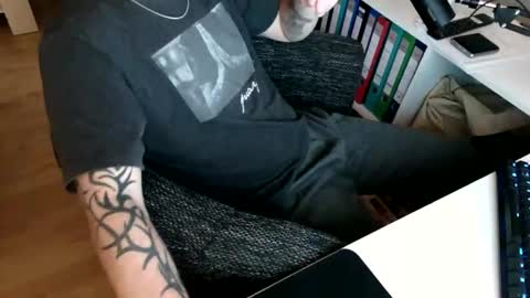 Snapshot of ejakules chatting on 04-08-26, 07:14 ejakules online show from 04-08-26, 07:14