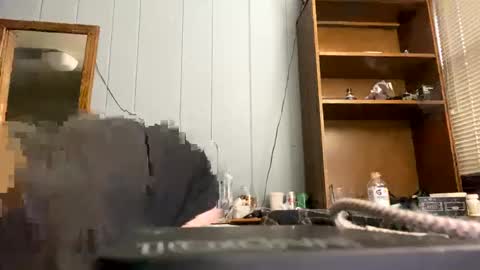 Snapshot of ejbooker11 chatting on 09-24-25, 12:14 PiedPiper online show from 09-24-25, 12:14