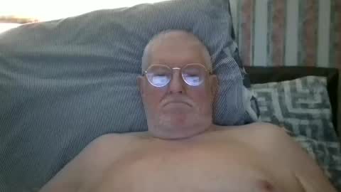 Snapshot of eketman1964 chatting on 02-13-26, 12:17 eketman1964 online show from 02-13-26, 12:17