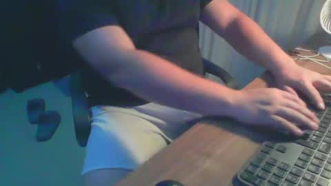 Juan Pablo M online show from 12-18-24, 05:15