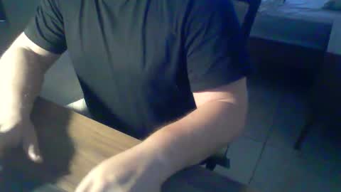 Juan Pablo M online show from 12-21-25, 06:15