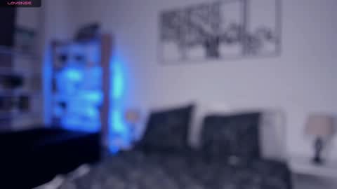 Elis 3 online show from 02-23-25, 12:30