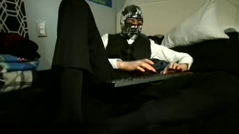 Snapshot of el_mdzzz chatting on 05-24-26, 06:35 el_mdzzz online show from 05-24-26, 06:35