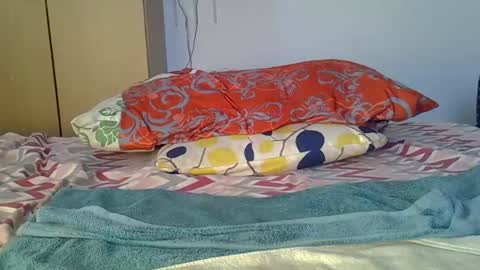 Snapshot of el_petite chatting on 12-09-24, 04:23 petite online show from 12-09-24, 04:23